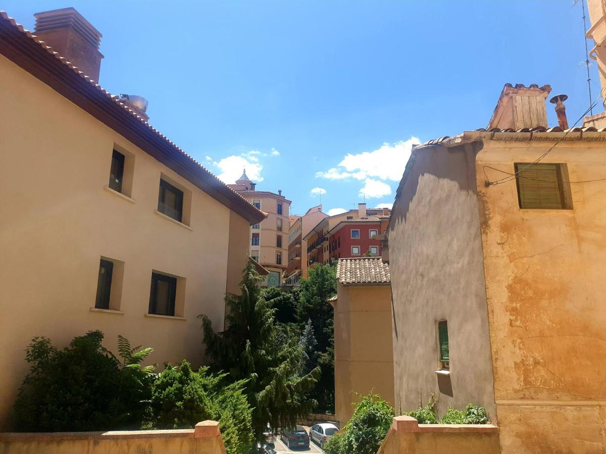 Estudios Los Arcos Teruel Luaran gambar