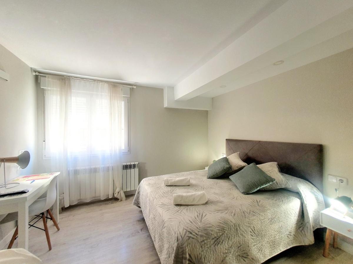 Estudios Los Arcos Teruel Luaran gambar
